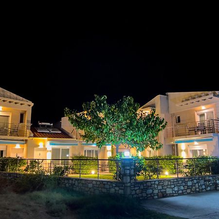 Yalos Beach Maisonettes Skála Sotíros Eksteriør billede