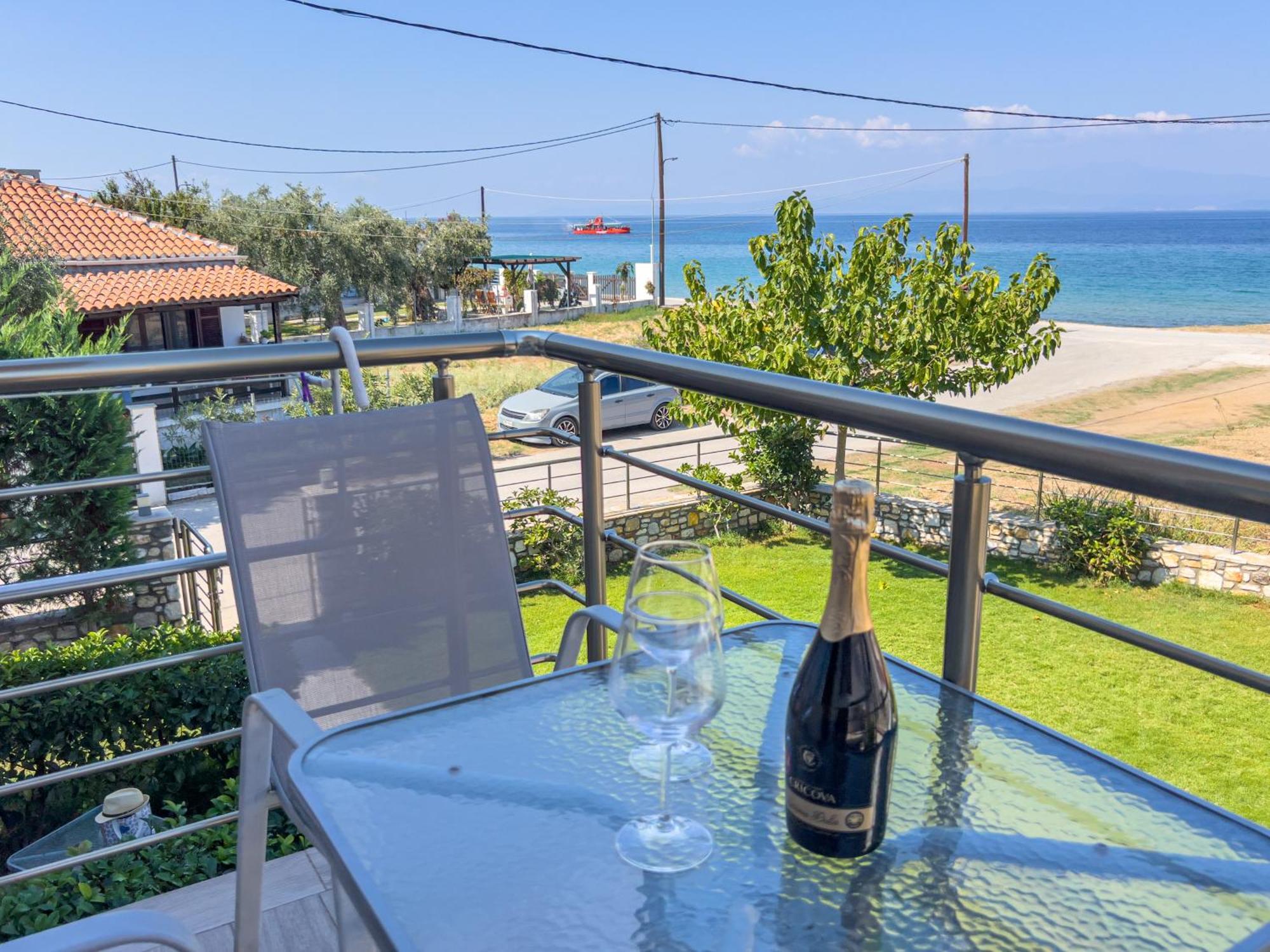Yalos Beach Maisonettes Skála Sotíros Eksteriør billede