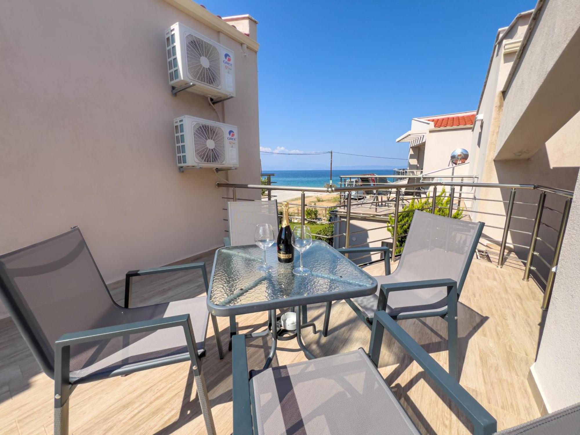 Yalos Beach Maisonettes Skála Sotíros Eksteriør billede