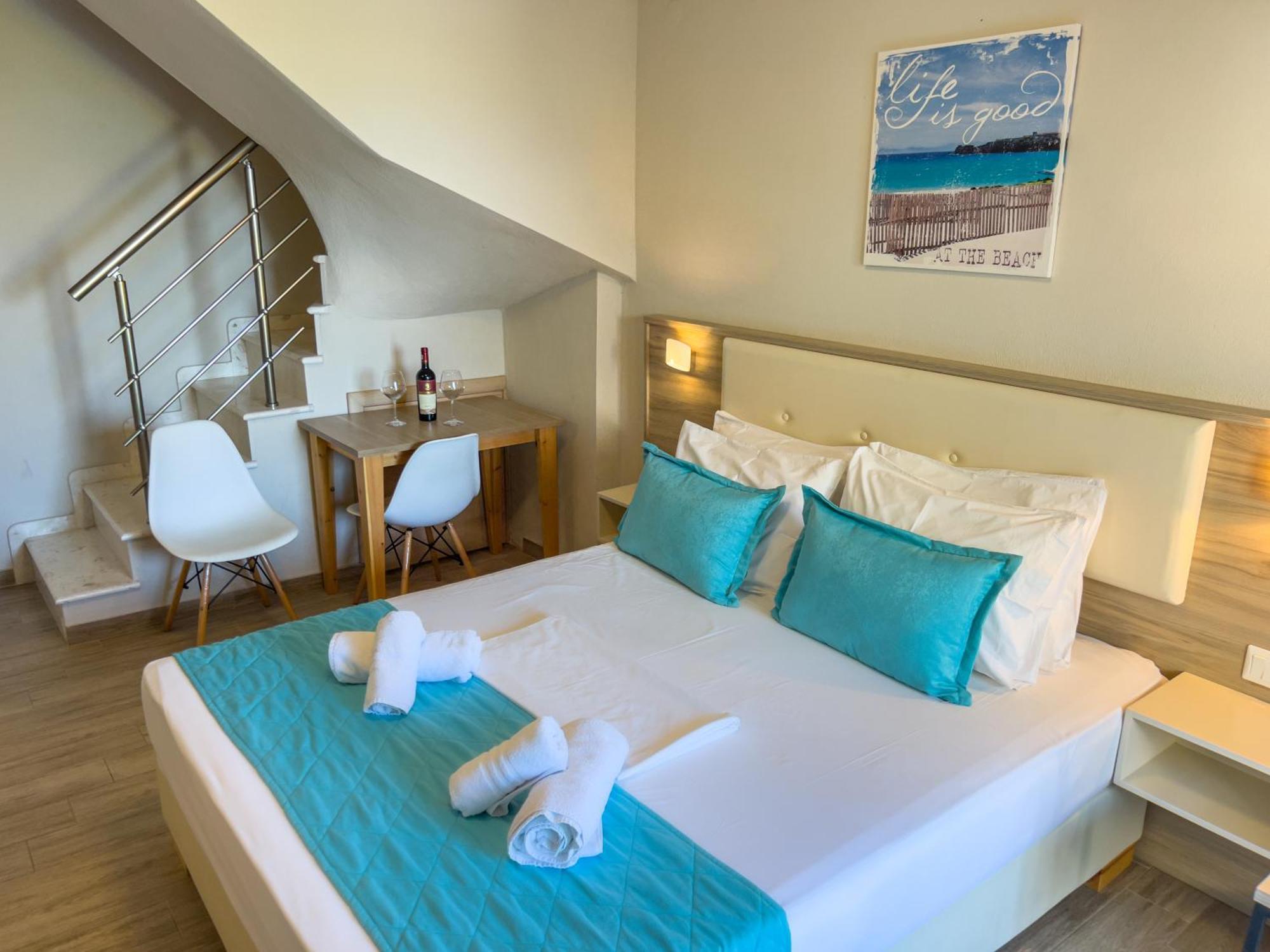 Yalos Beach Maisonettes Skála Sotíros Eksteriør billede