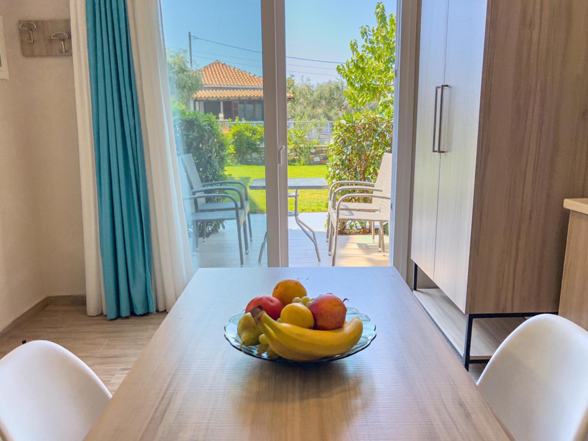 Yalos Beach Maisonettes Skála Sotíros Eksteriør billede