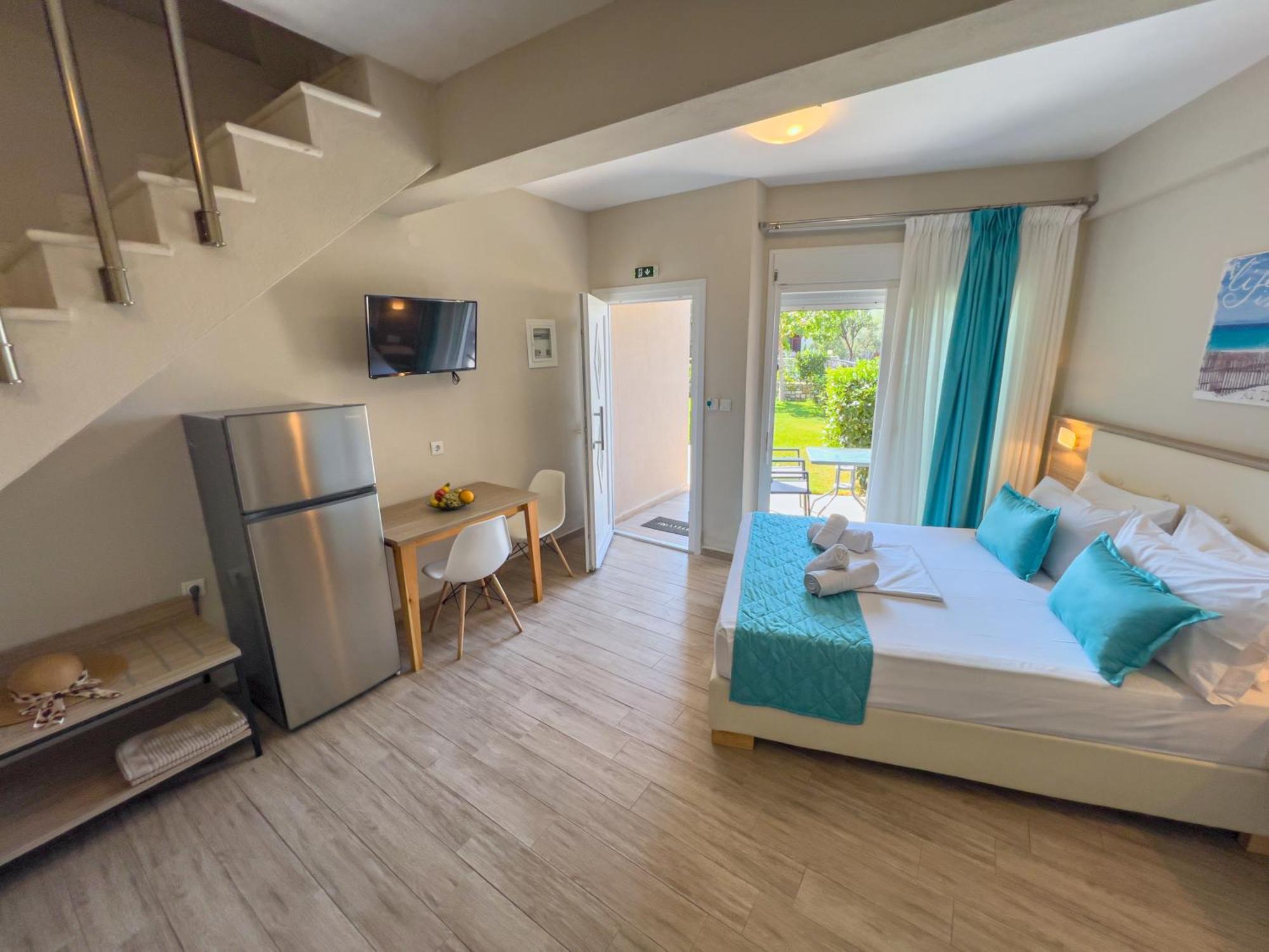 Yalos Beach Maisonettes Skála Sotíros Eksteriør billede