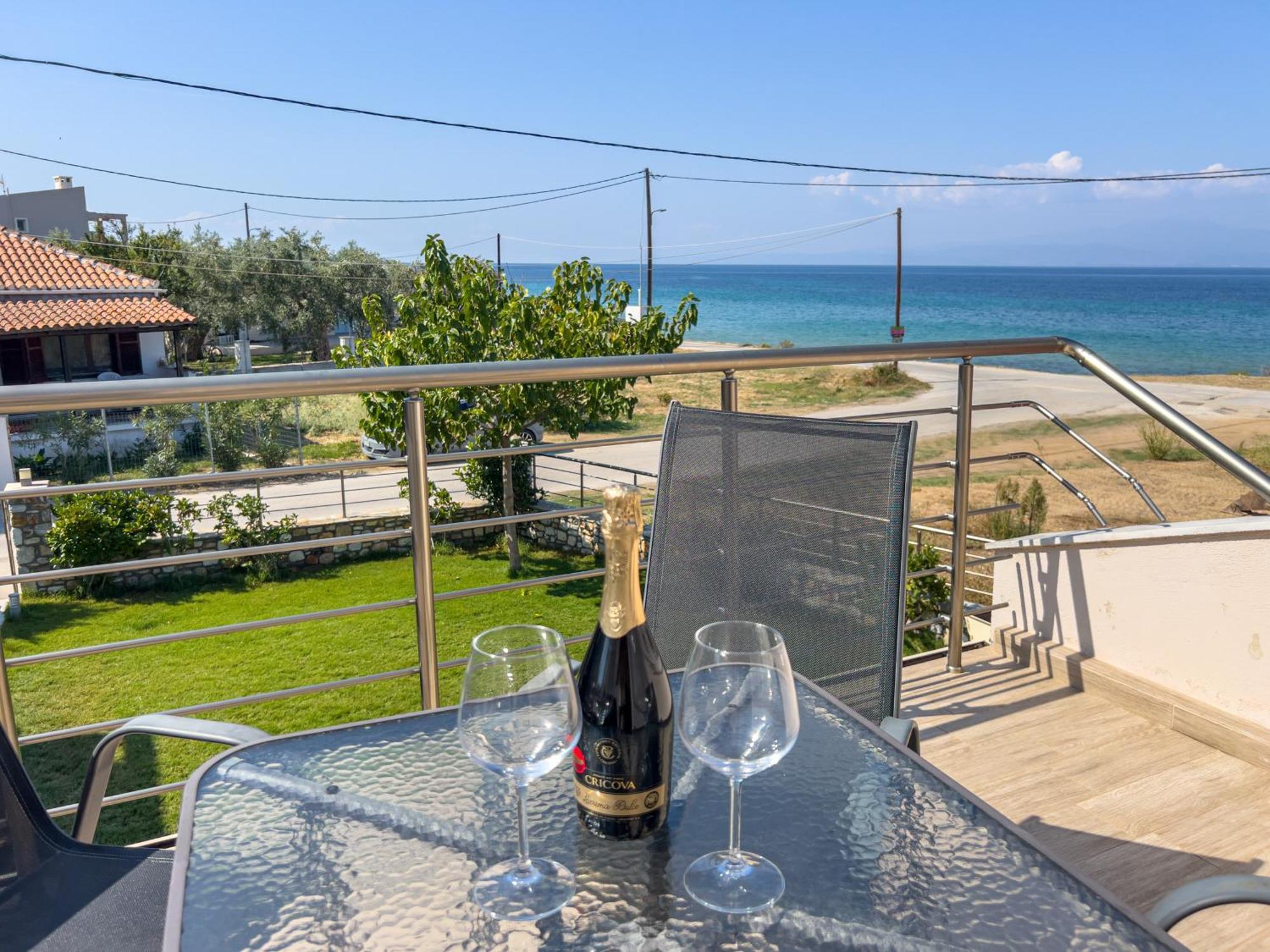 Yalos Beach Maisonettes Skála Sotíros Eksteriør billede